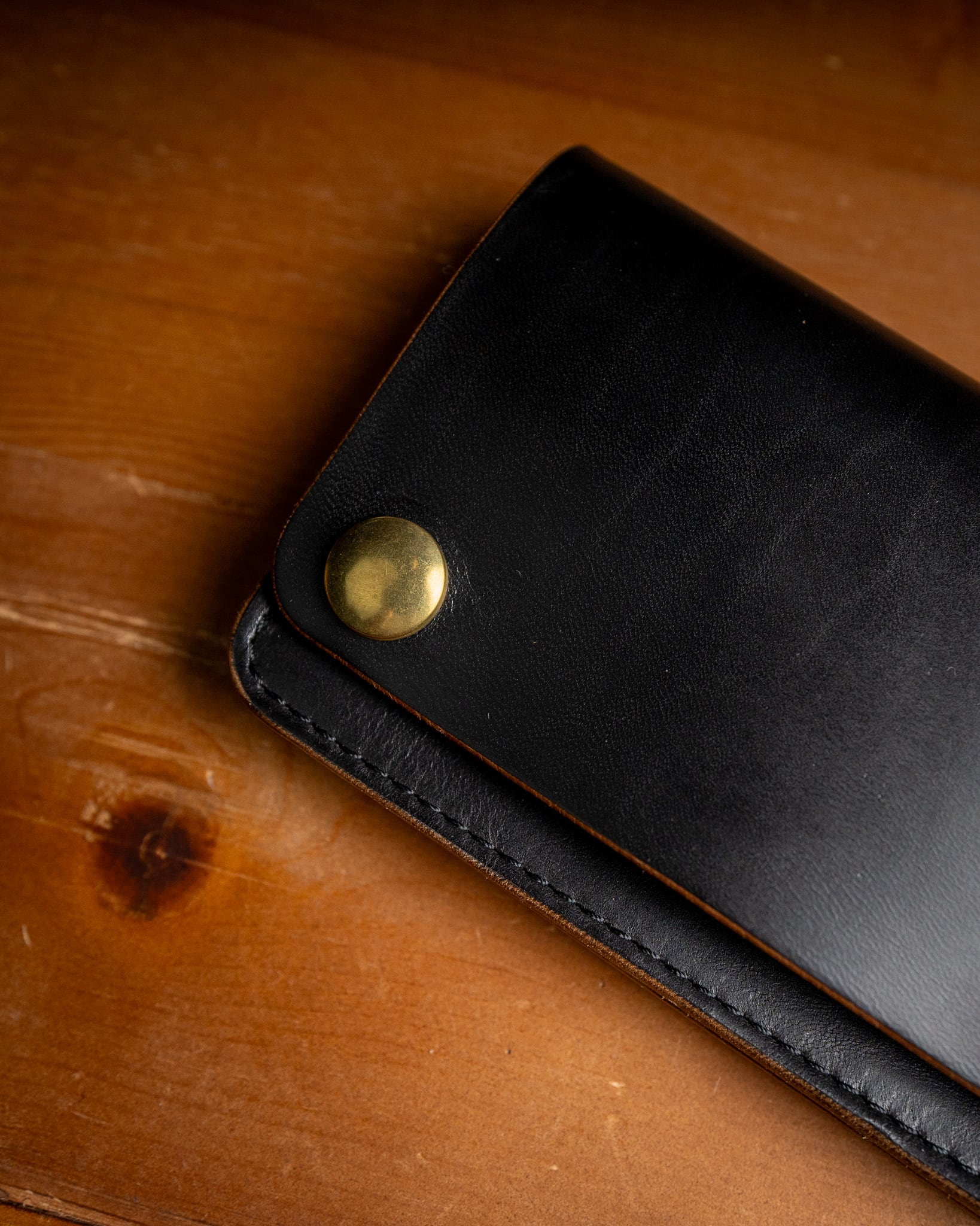 Additive and Line】Middle Tracker Wallet TWM-004 Maryam Horse Butt