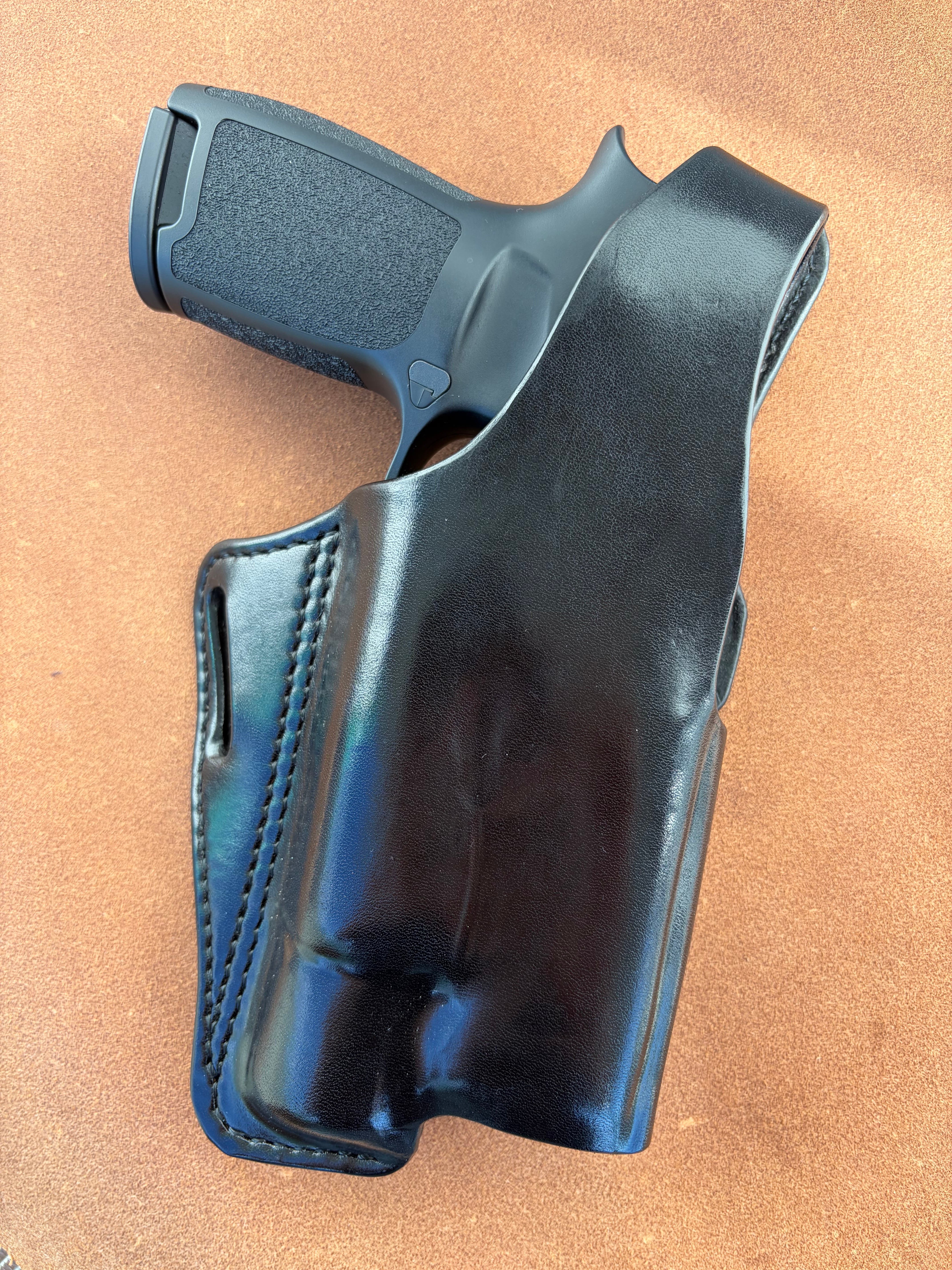 東京マルイ P320 サムブレイクレザーホルスター X300対応 | 黒沼興業