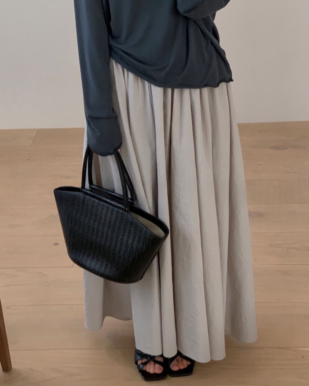 フレアロングスカート