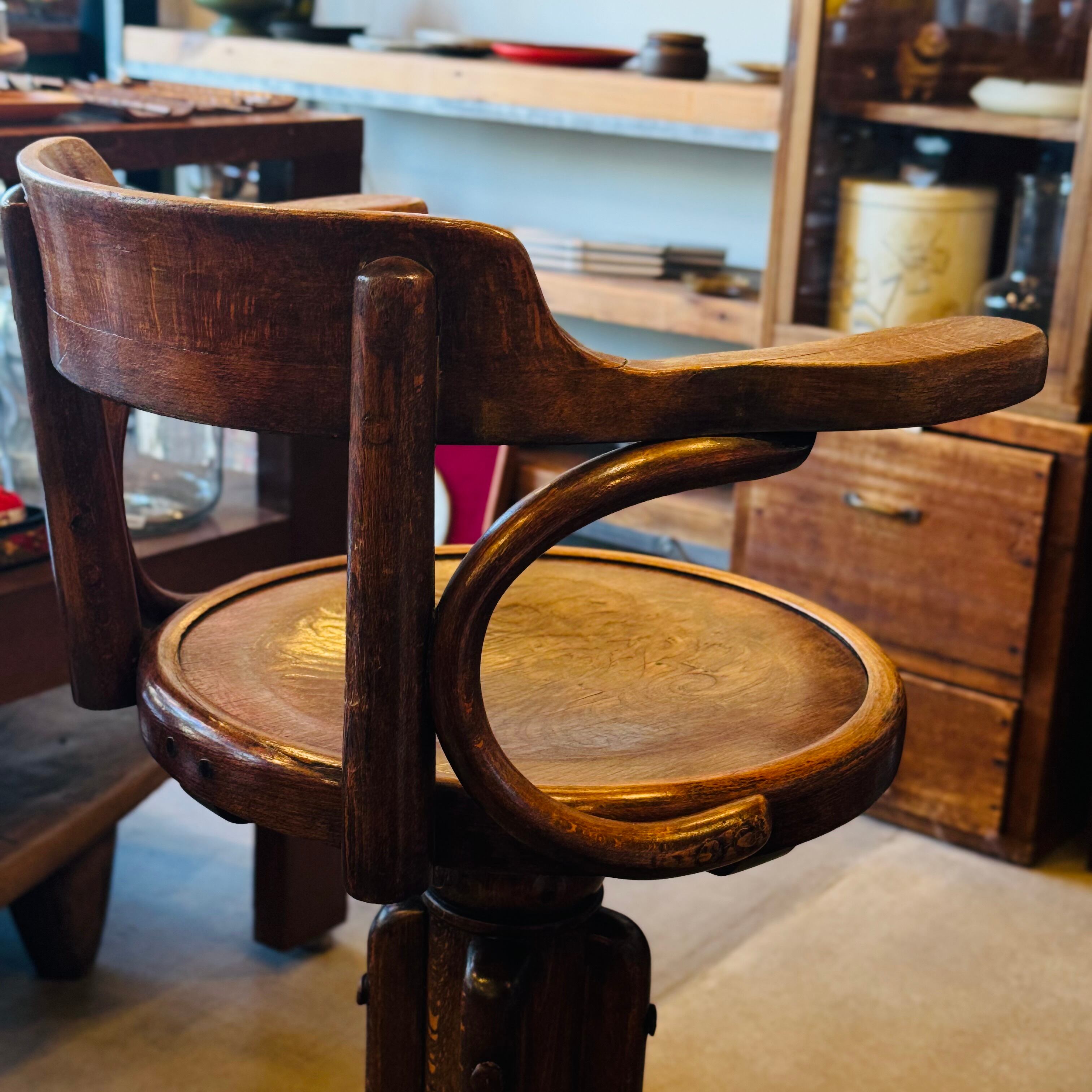 1920s Fischel 昇降式ベントウッドハイチェア | Select&Vintage pyt 1920s Fischel 昇降式ベントウッドハイチェア | Select&Vintage pyt