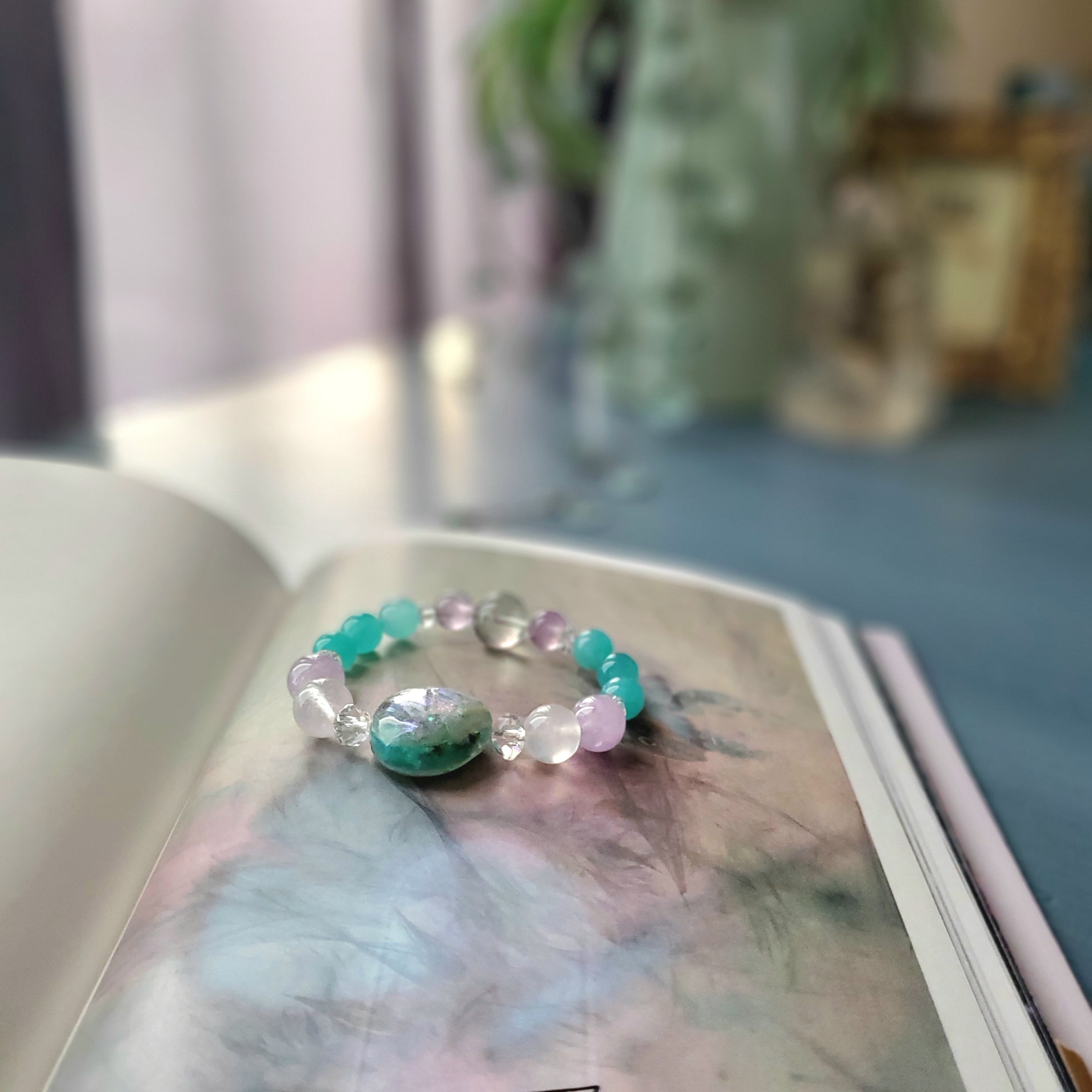 虹の魔法展】Lemurian Power Bracelet （金のユニコーン
