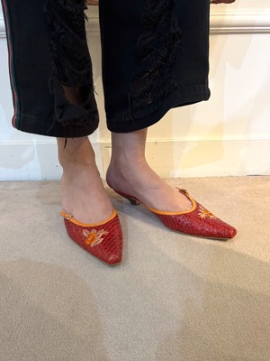 Chloe / Vintage Red Flower Design Sandals (O)