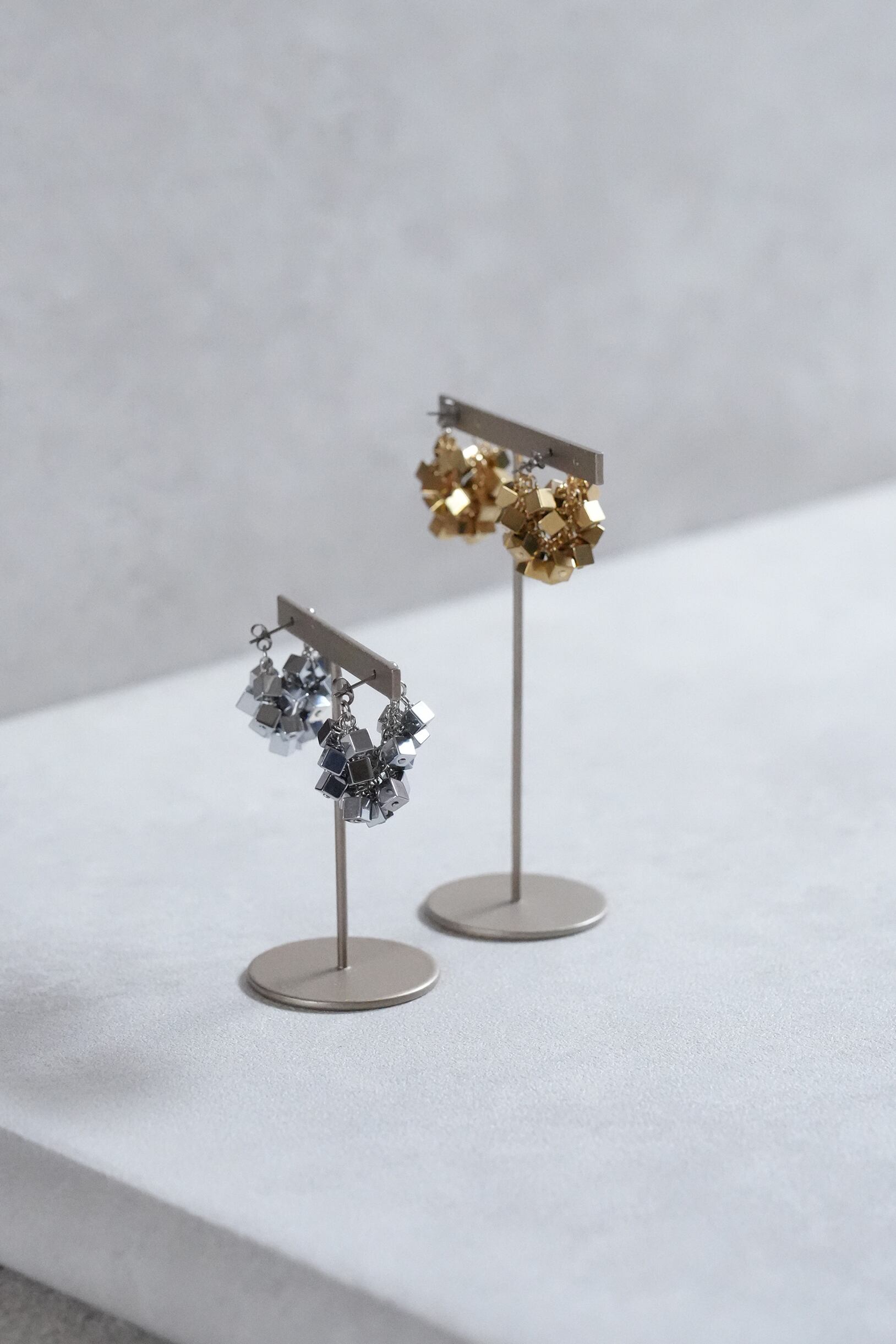 l’ombra cluster earrings