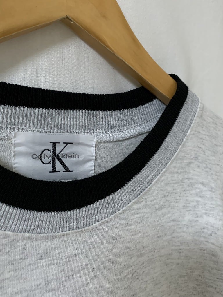 1980~90's Logo Embroidery Design T-Shirt "Calvin Klein"