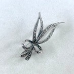 リボンブローチ　シルバーブローチ　刻印なし　マーカサイト 19acd77-3