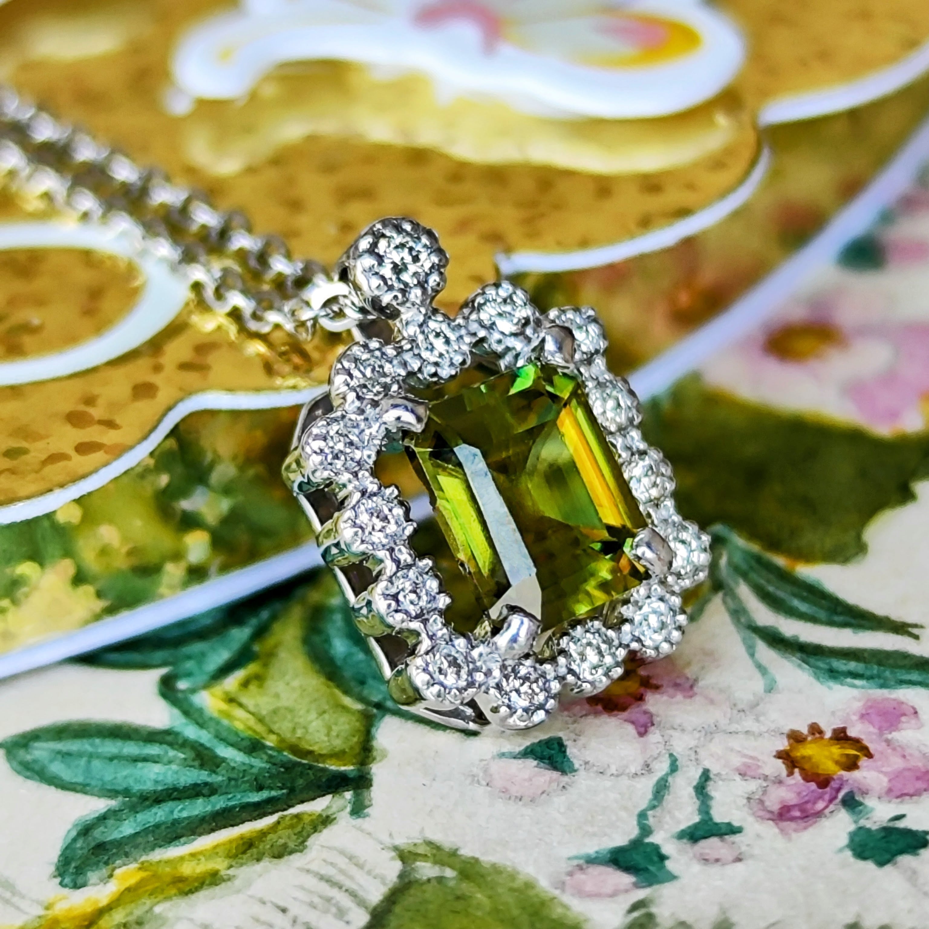 天然スフェーン 天然ダイヤモンド ネックレス 鑑別書付き | Mico宝飾店 