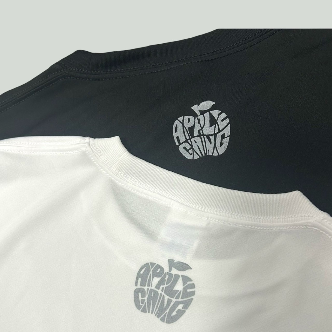 シンプルロゴロングTシャツ　ブラック