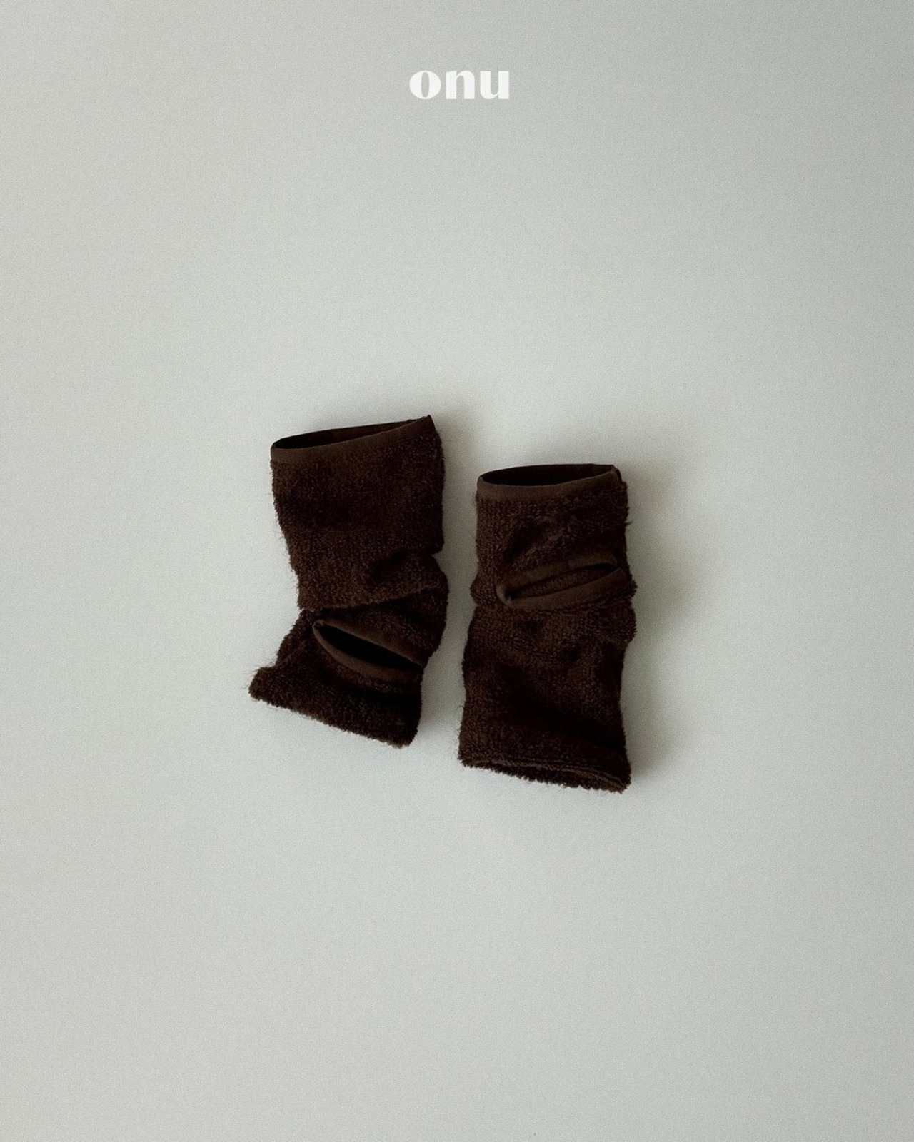 ONU［取寄］warm leg warmer 26winter