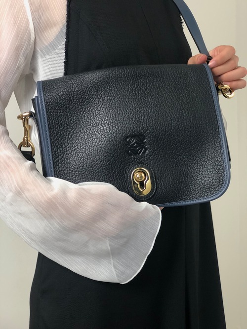 LOEWE ロエベ ショルダーバッグ ネイビー×ブラック アナグラム レザー ロック  vintage ヴィンテージ オールド r7bby7