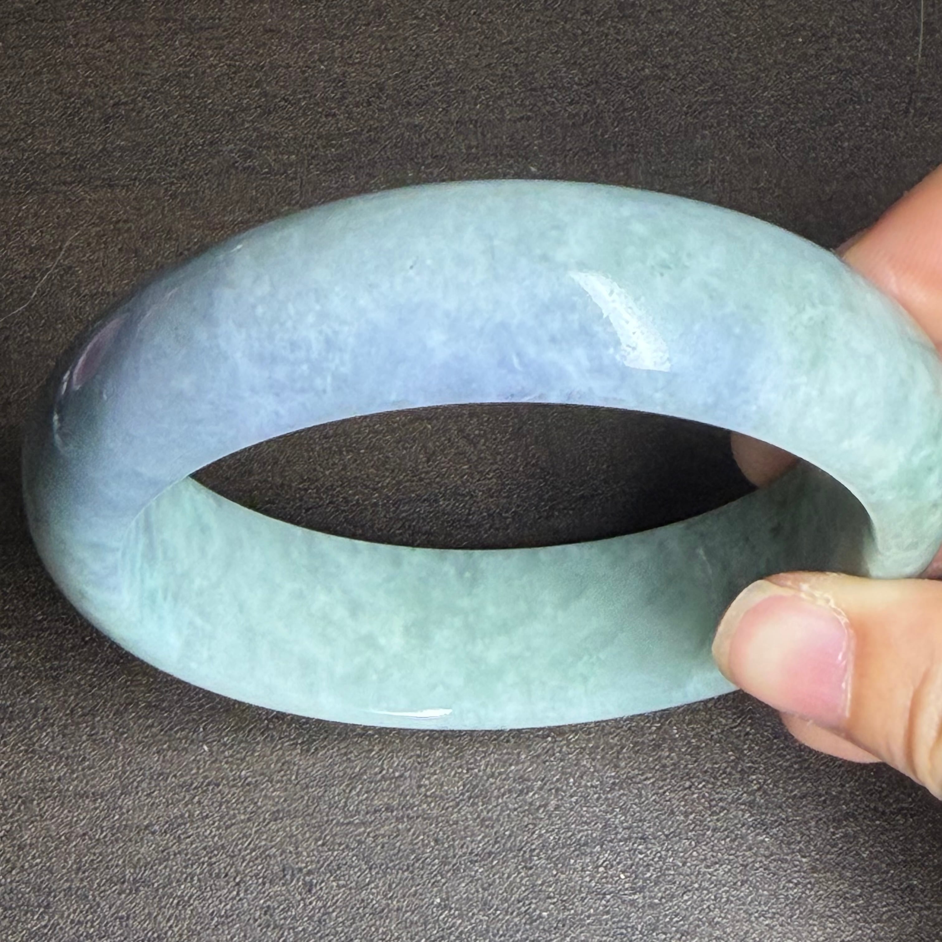 本翡翠バングル　藍紫　無含浸　無着色　一点物 本翡翠バングル 藍紫 無含浸 無着色 可愛い おしゃれ 上品 | FARBE