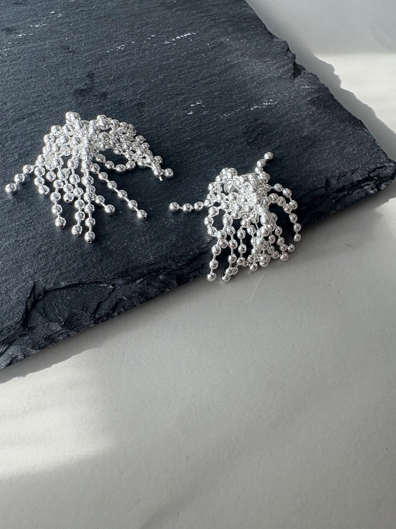 シャワーフローピアス