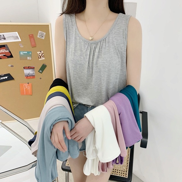 タンクトップ トップス インナー フロントギャザータンクトップ ノースリーブシャツ キャミソール 無地 インナータンクトップ レディース かわいい 大人可愛い おしゃれ ガーリー エレガント 主役級 存在感 キュート きれいめ 上品 お出かけ ショッピング 休日 通勤 通学 デート 女子会 イベント 旅行 体型カバー ゆったり スタイルUP デイリー 万能 普段使い フェミニン シンプル ベーシック カジュアル マニッシュ アクティブ スタイリッシュ 高見え 鮮度アップ