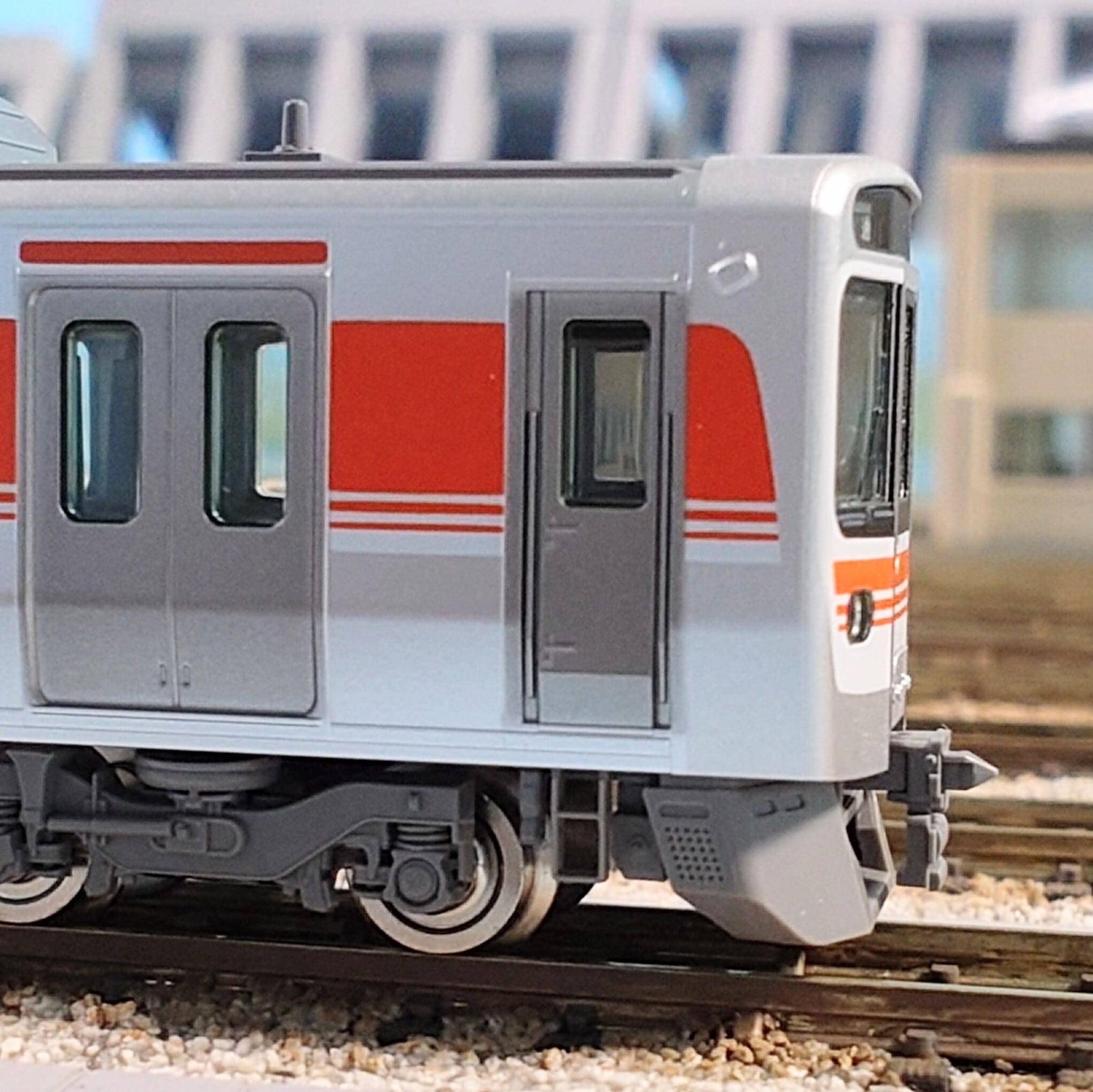 TOMIX 315系3000番台」用トイレタンク、車端部床下機器4両分