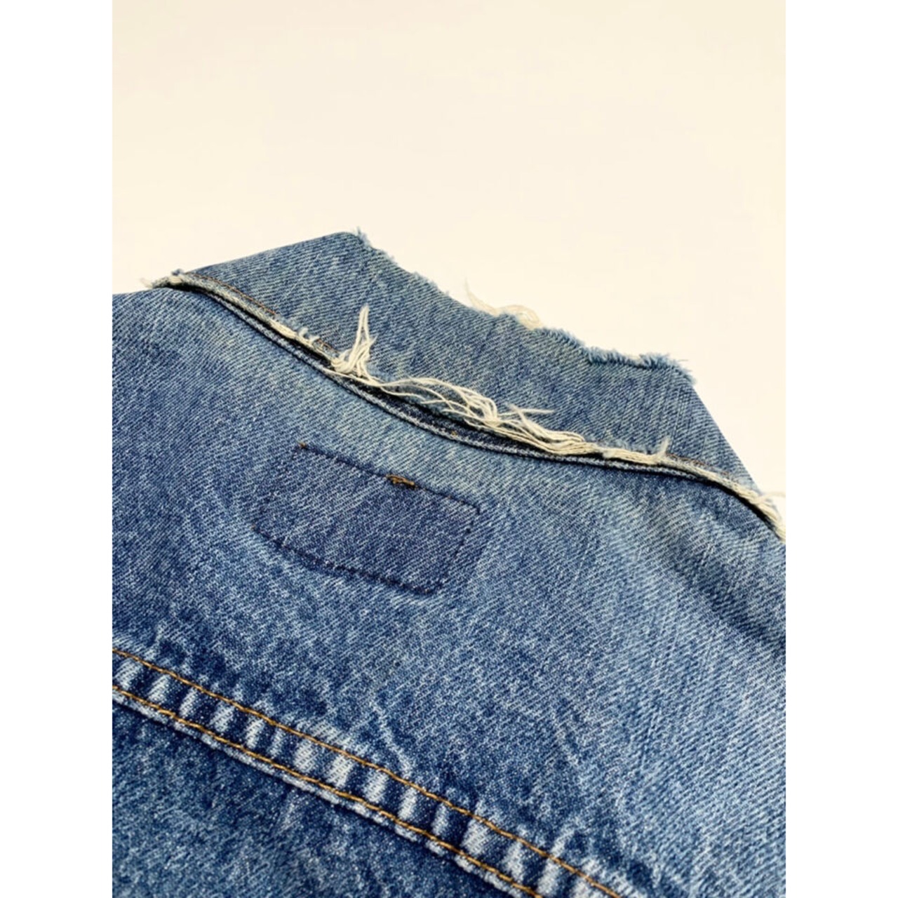 80s Levi’s 70506 DENIM JACKET MADE IN CANADA  Size 42