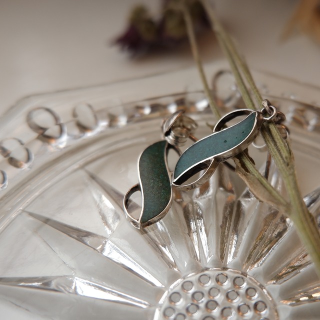 8のモチーフ シルバーピアス (vijg-65)