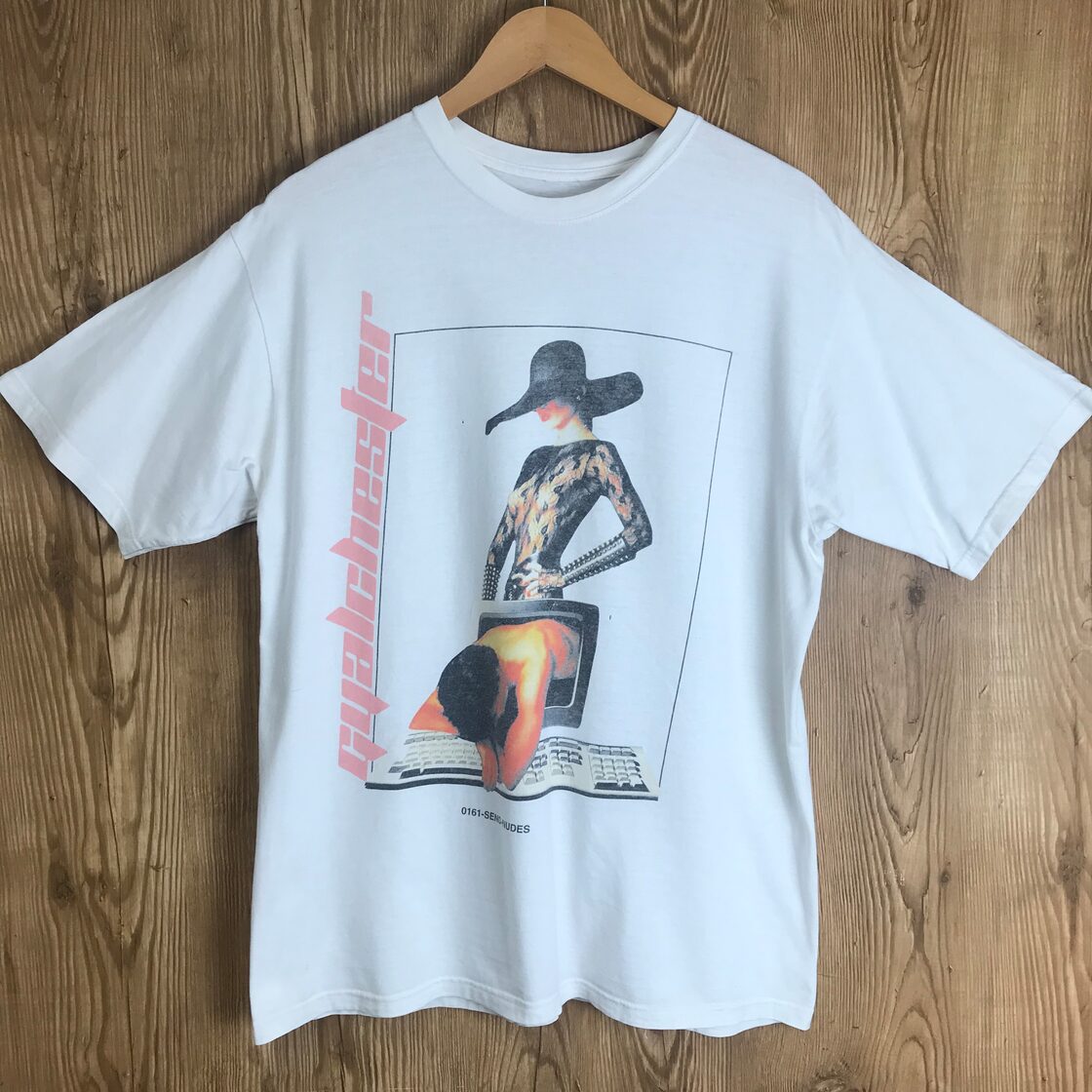 HOODLAB グラフィック アート デザイン ヌード プリント Tシャツ 
