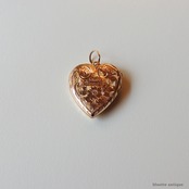 英国アンティーク 9ctゴールド ハートロケット【忘れな草・アカンサス】