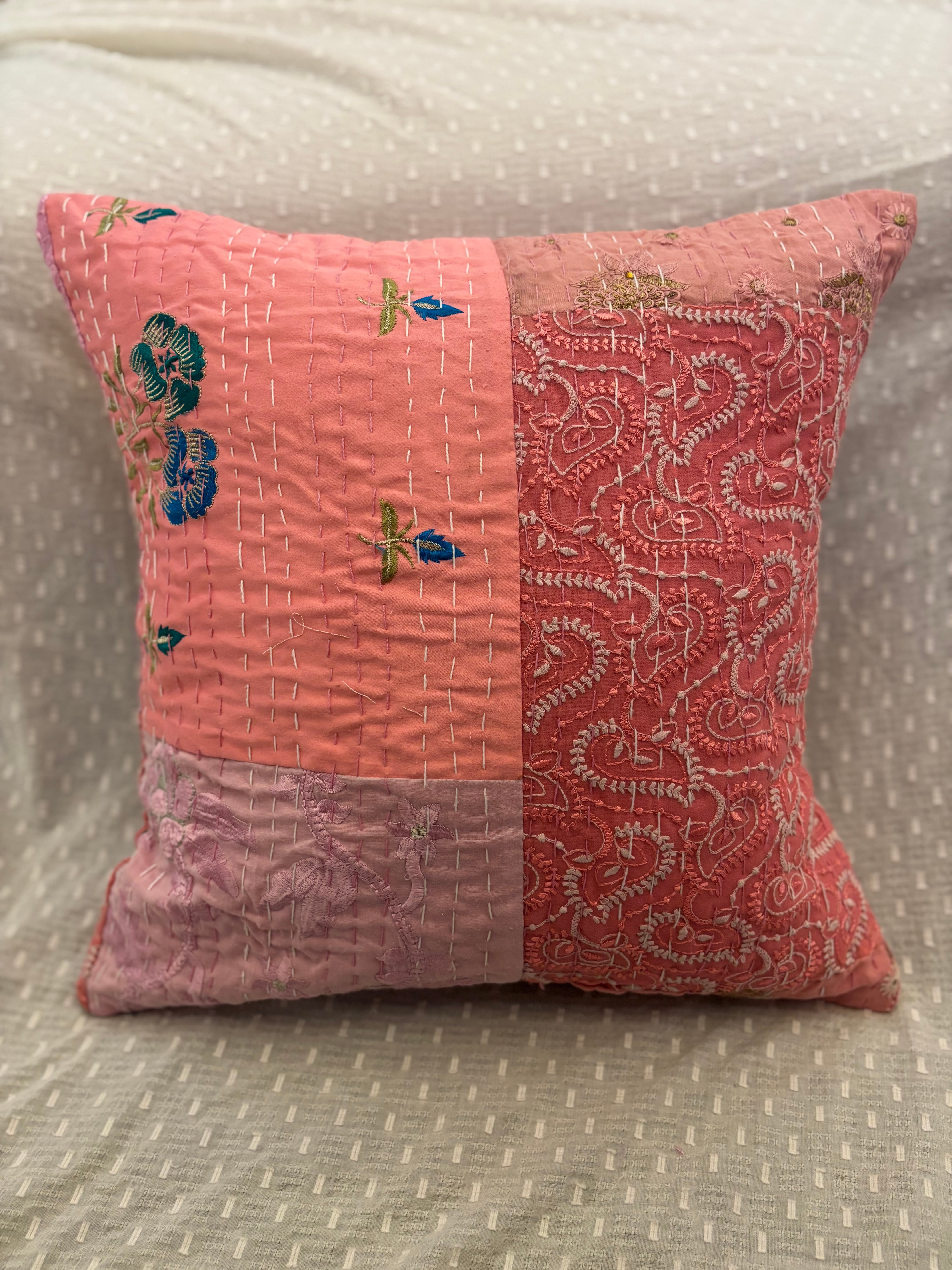 M】アイボリーA カンバディアキルト(シングルサイズ) インド刺繍パッチ