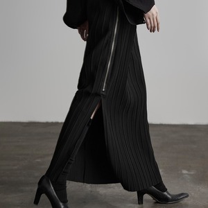 Pleated zipper slit draped skirt S402