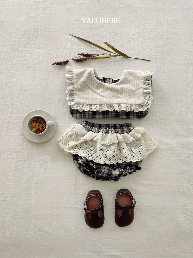 【予約/特典】valu bebe / checked cape blouse