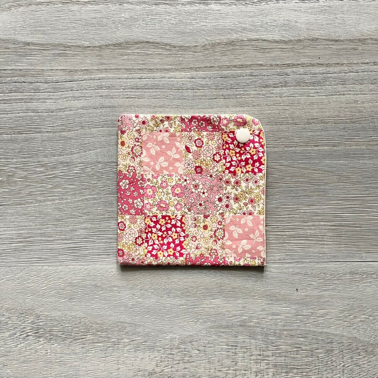 マスクケース パッチワーク柄 ピンク