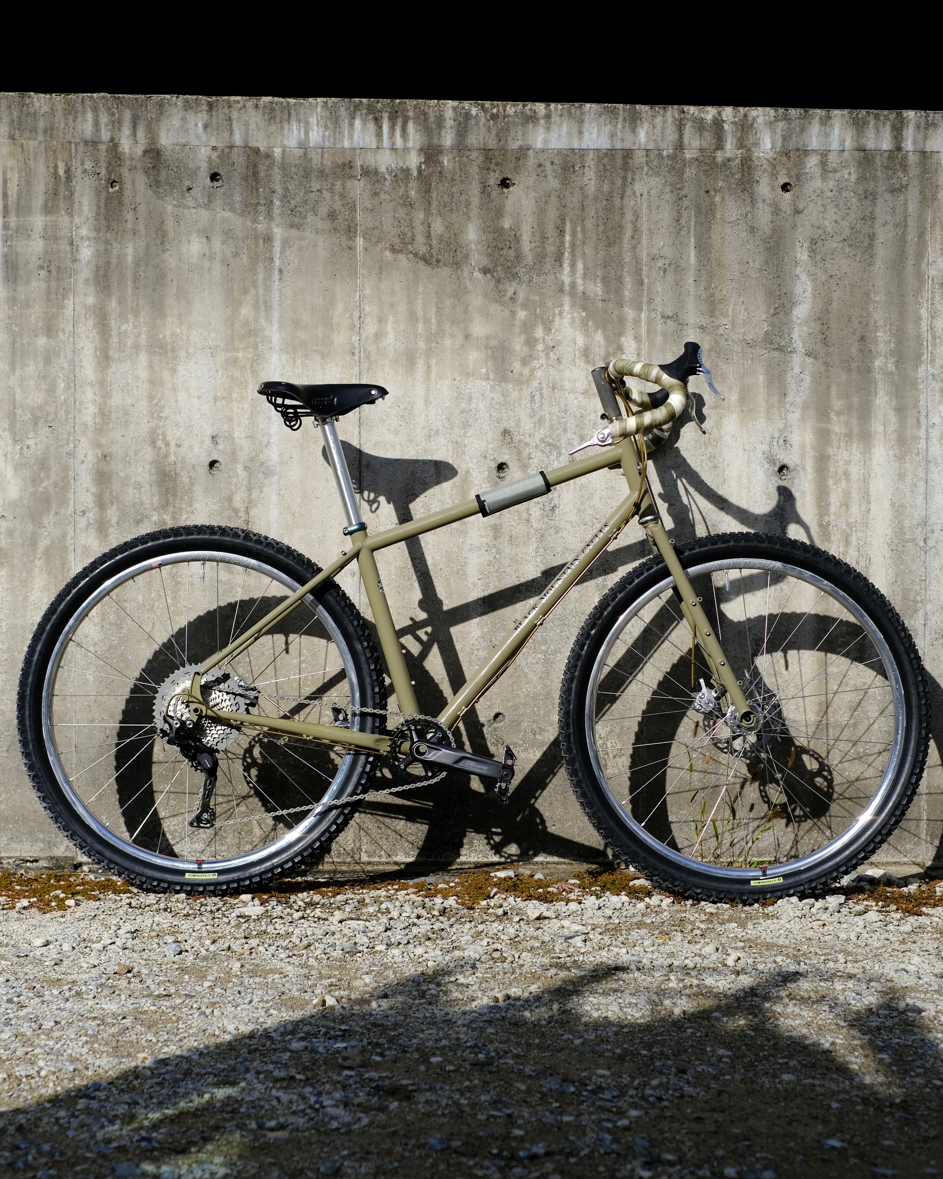 BLACK MOUNTAIN CYCLES】 LA CABRA V2 FRAME SET (YELLOW GRAY
