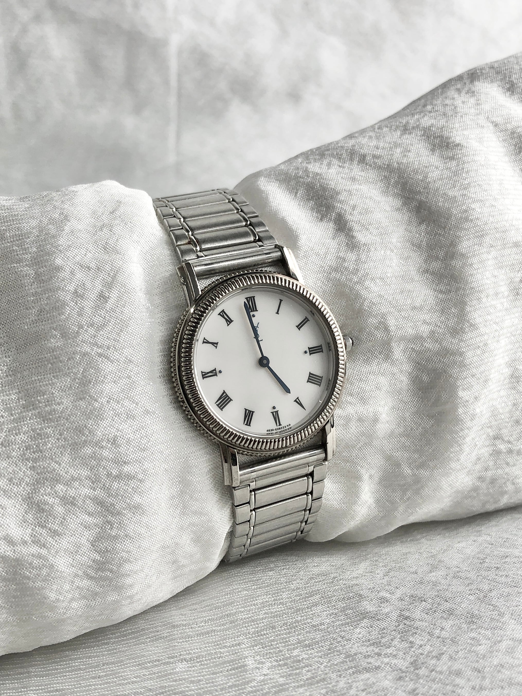 Yves Saint Laurent イヴ・サンローラン 腕時計 シルバー YSL