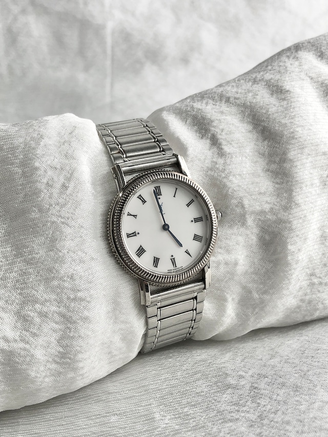 Yves Saint Laurent イヴ・サンローラン 腕時計 シルバー YSL ステンレススチール クウォーツ 4625-E67722 vintage ヴィンテージ オールド cuai7i