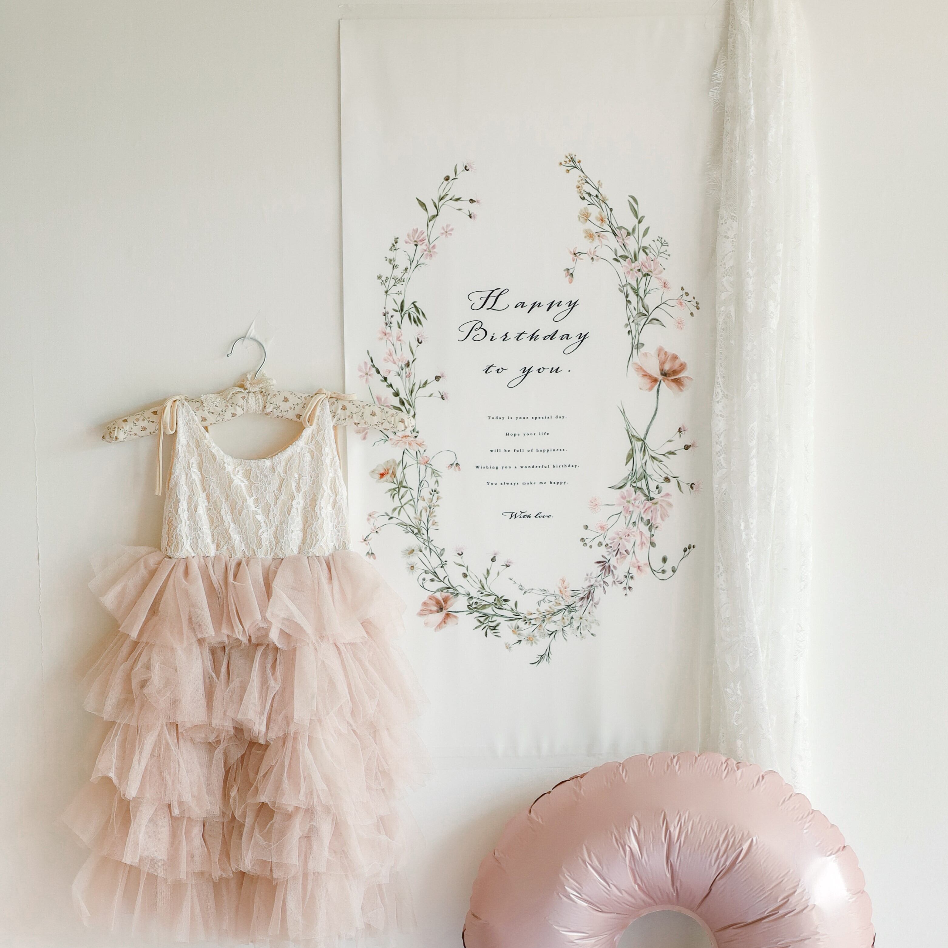 即納”バースデータペストリー アンティーク フラワー リース Antique