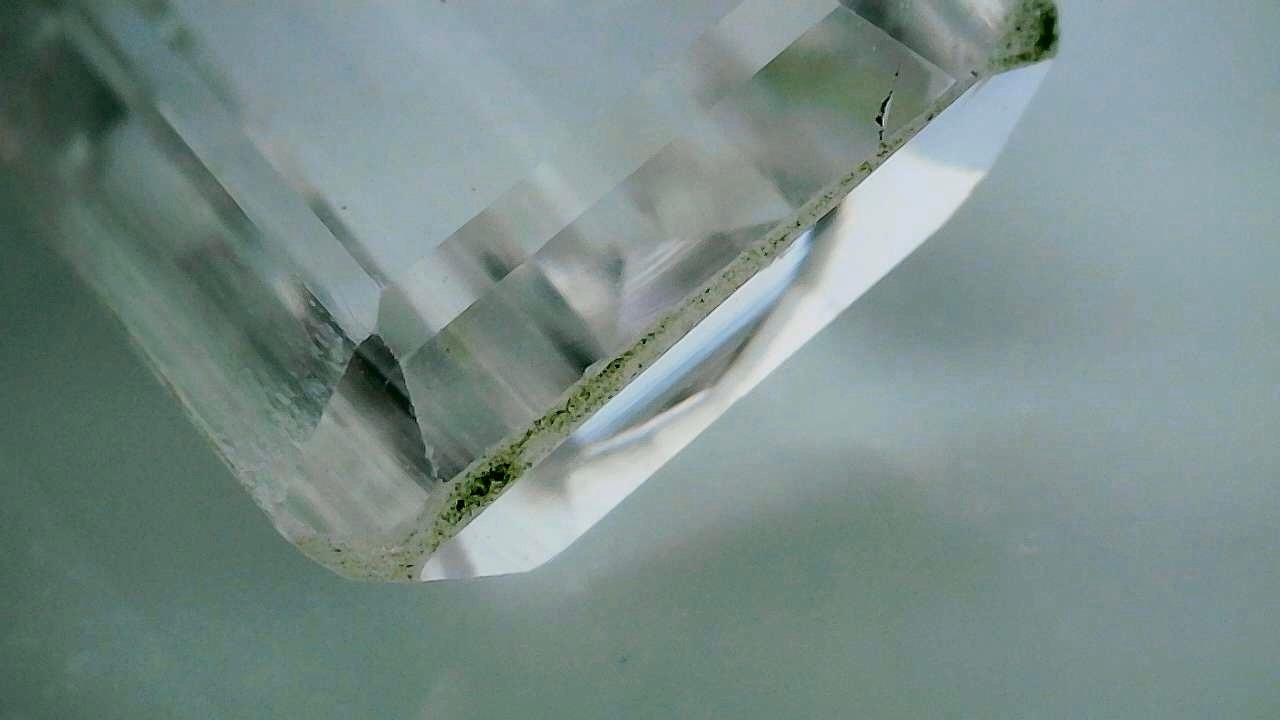 クンツァイト（カラーレス）　4.18ct　 [C13‐49]