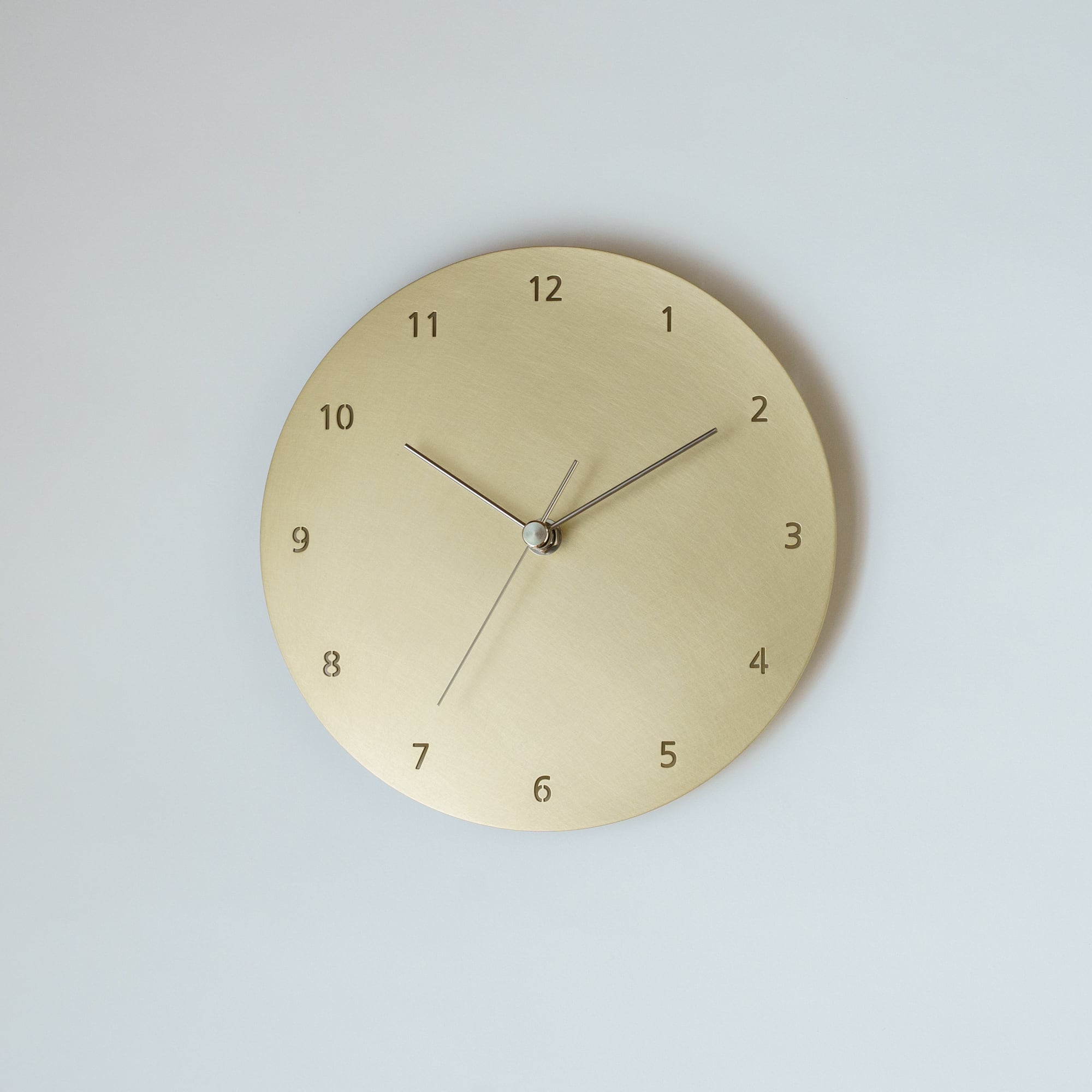 minimal wall clock 220 _ number / brass 壁掛け時計 220 数字 / 真鍮