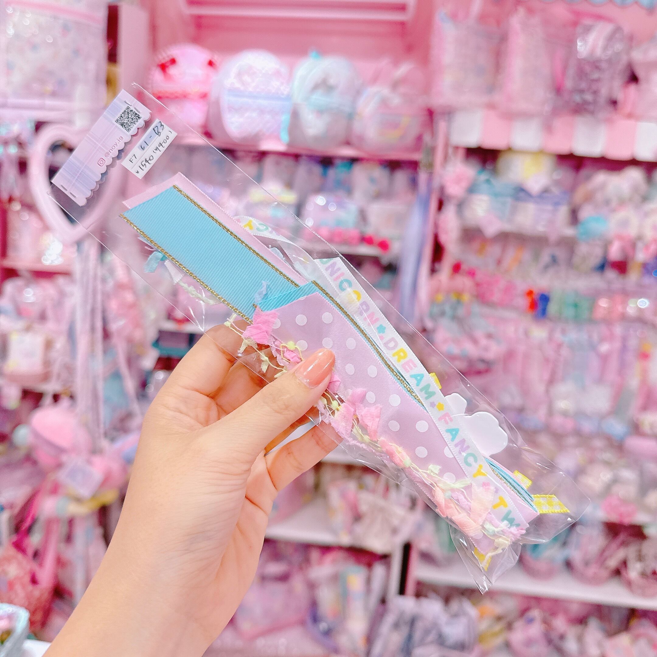 【F7】61-83ポニーオーヘアクリップ