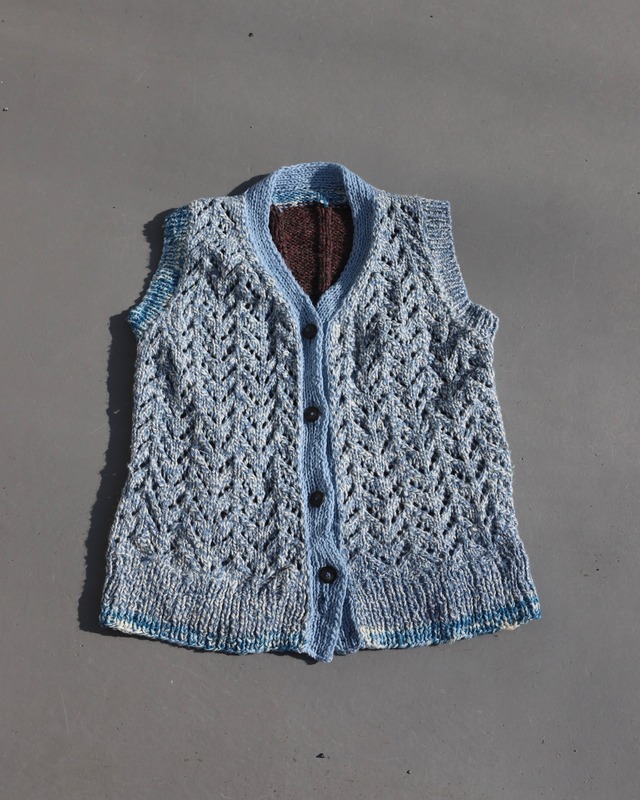 Cutting design concealed blouson
