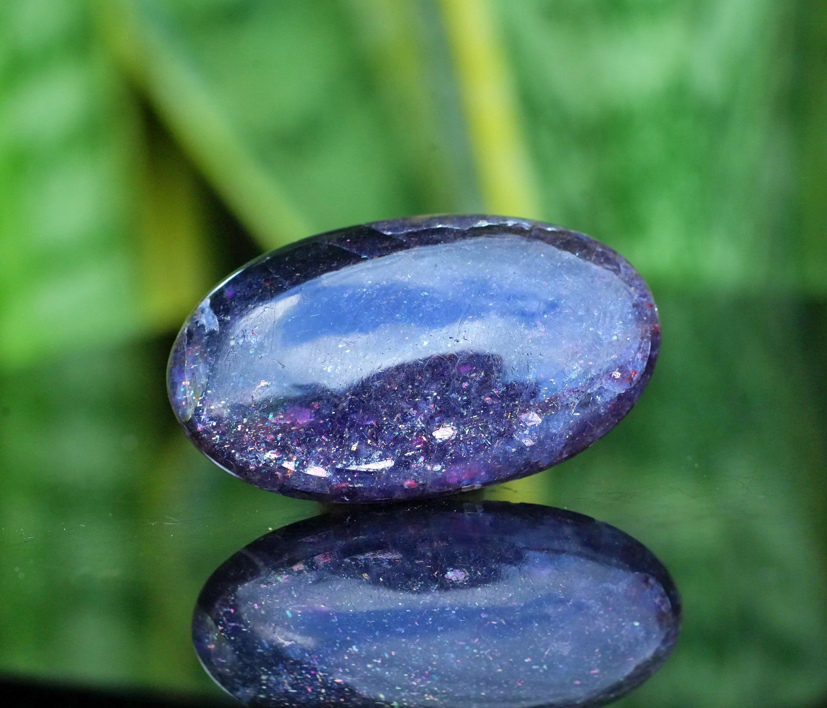 大きな銀河 アイオライトサンストーン40mm s1609 | Funky garuda Stone