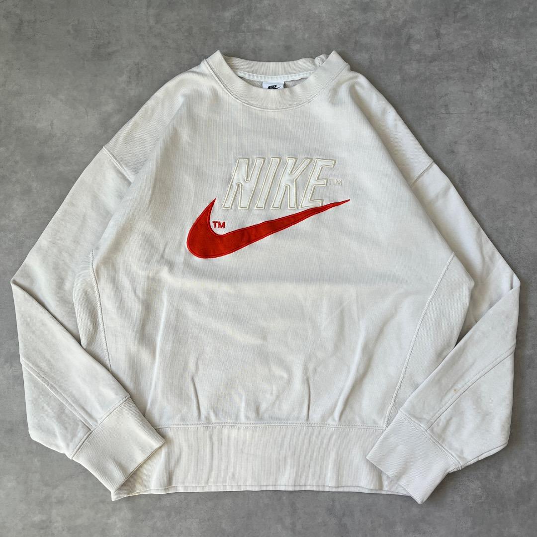 ナイキ スウェット 古着 ビッグロゴ スウッシュ 刺繍 L 白 赤 17984