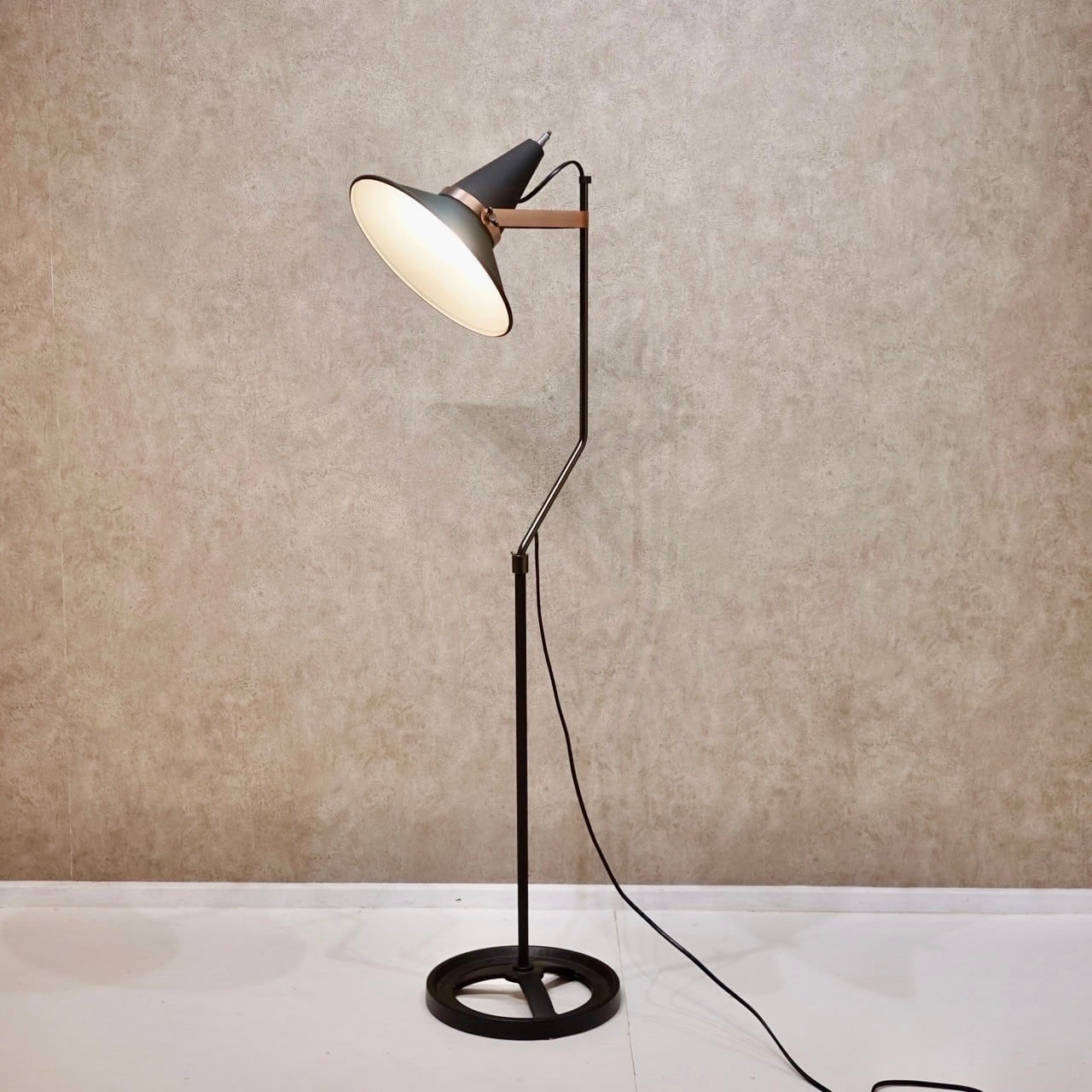 美品【DI CLASSE】Studio D フロアランプ