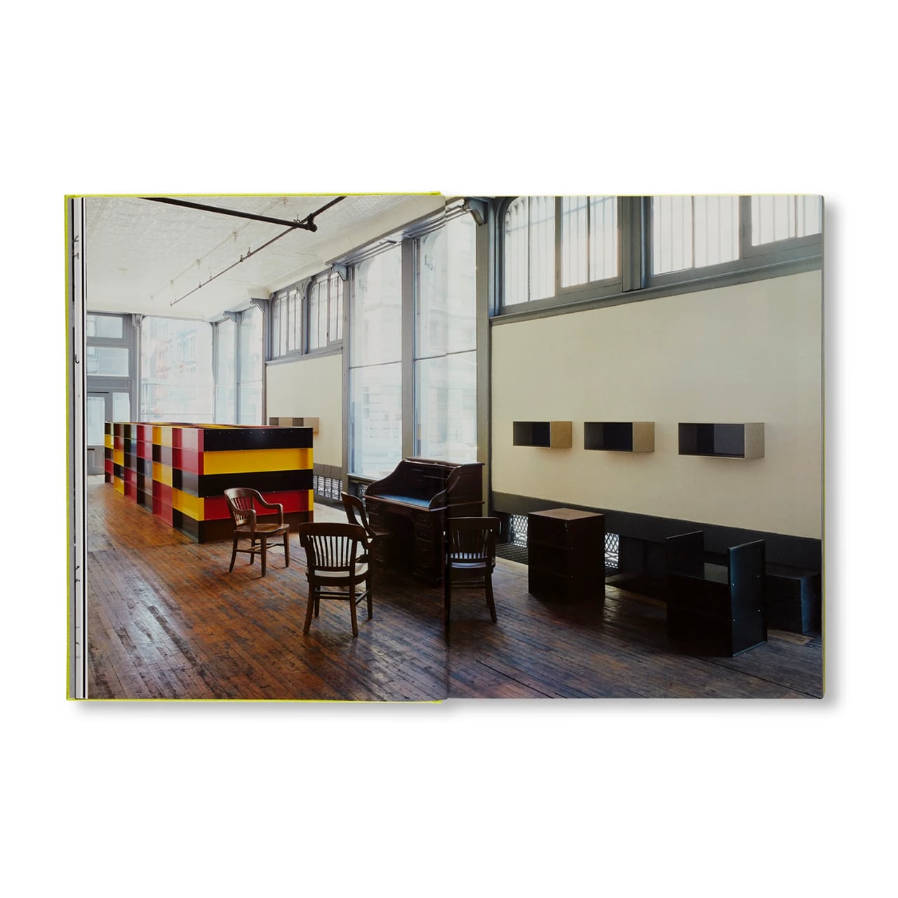 アート・デザイン・音楽 Donald Judd Spaces DONALD JUDD: SPACES(2nd Revised Edition) | ON SUNDAYS
