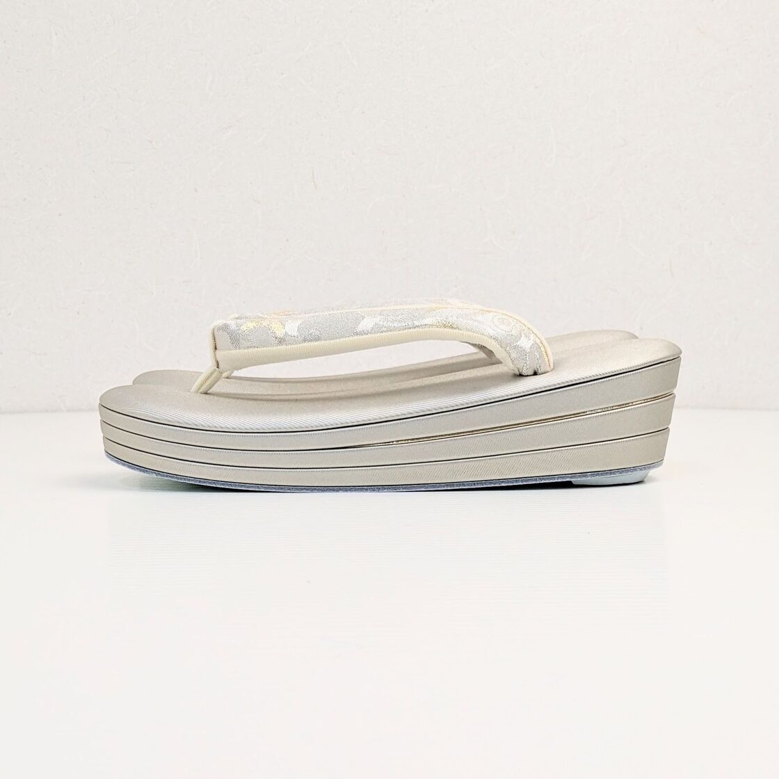 草履バッグセット 帯地 唐草 金糸 フリーサイズ ゴールド 青 ブルー  