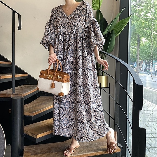ワンピース レディース 春夏 秋冬 春 夏 秋 冬 エスニック柄ワンピース 大きめ ワンピース リゾート Vネック 半袖 ロングワンピース ゆったり 丈 ロング マキシワンピース ロングワンピース ビッグスリーブ ランタンスリーブ 体型カバー 楽チン ネイビー ブラック