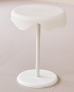 サイドテーブル　ソファエンドテーブル　丸形　コーヒーテーブル　ベッドサイドテーブル　クリエイティブ　ナイトスタンド　フラットティーテーブル　小さなエンドテーブル　リビングルーム　ベッドルーム　バルコニー　ホワイト　カーキ　ピンク　直径42CM