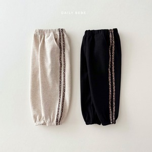 «Sold out»«ジュニアサイズあり»«daily bebe» レオパードジョガーパンツ 2colors