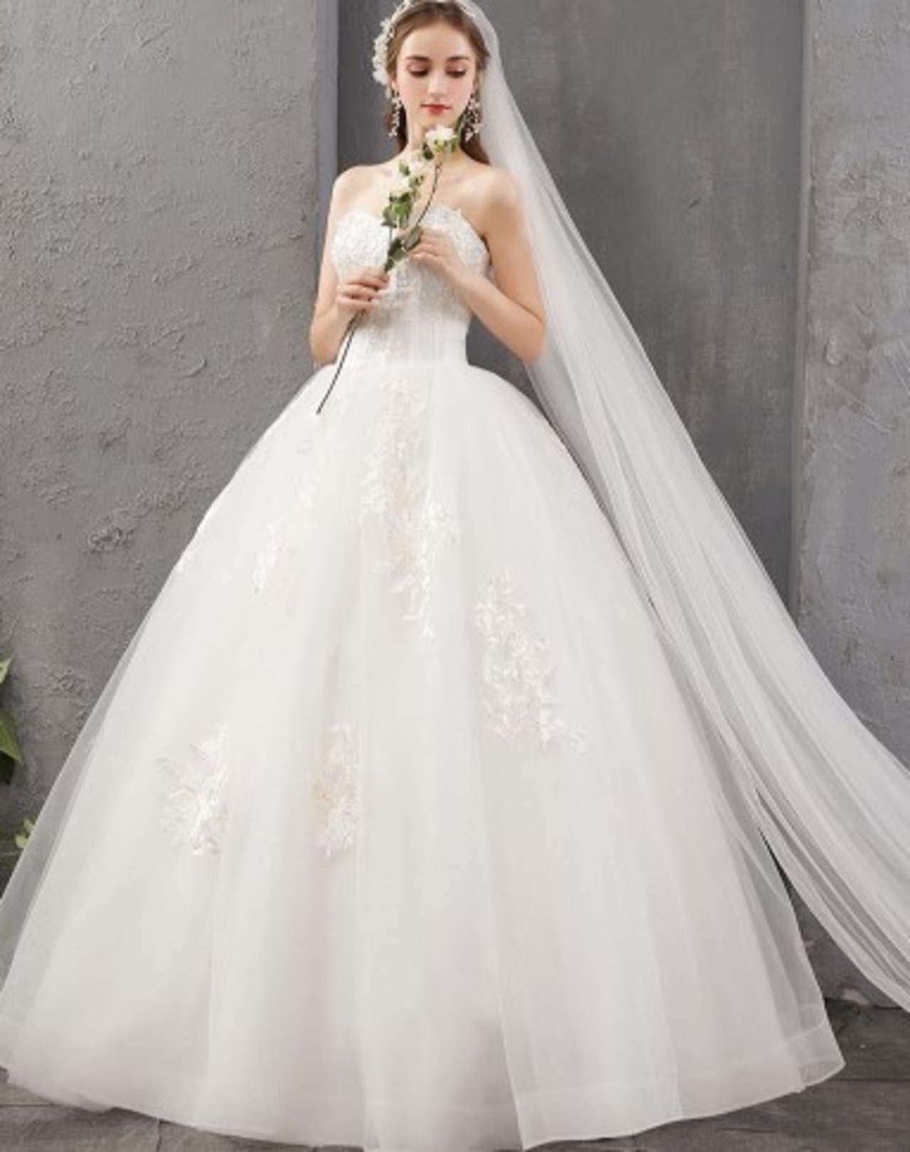 エレガント ウエディングドレス ホワイト ロング ベアトップ 優雅な  