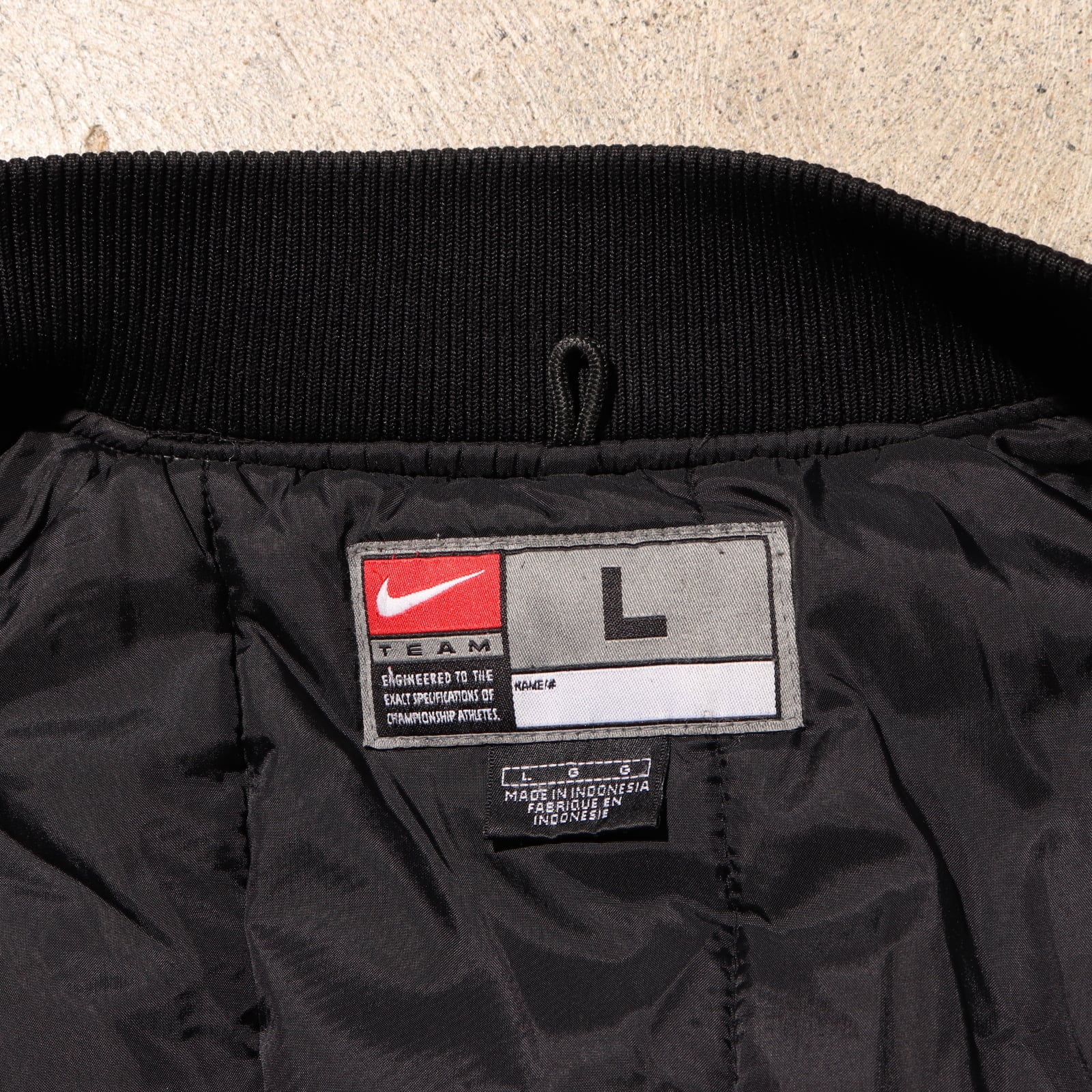 L NIKE ノースカロライナ サテンスタジャン ナイロンジャケット ナイキ 