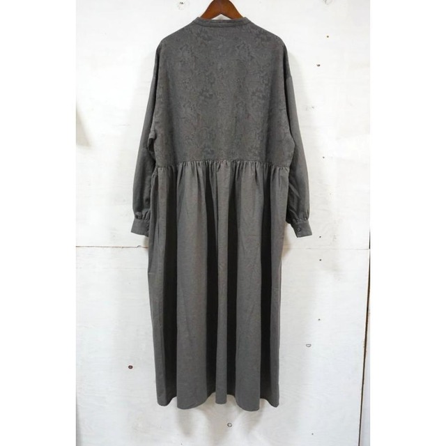 ista-ire(イスタイーレ) 花柄JQダブル釦ワンピース