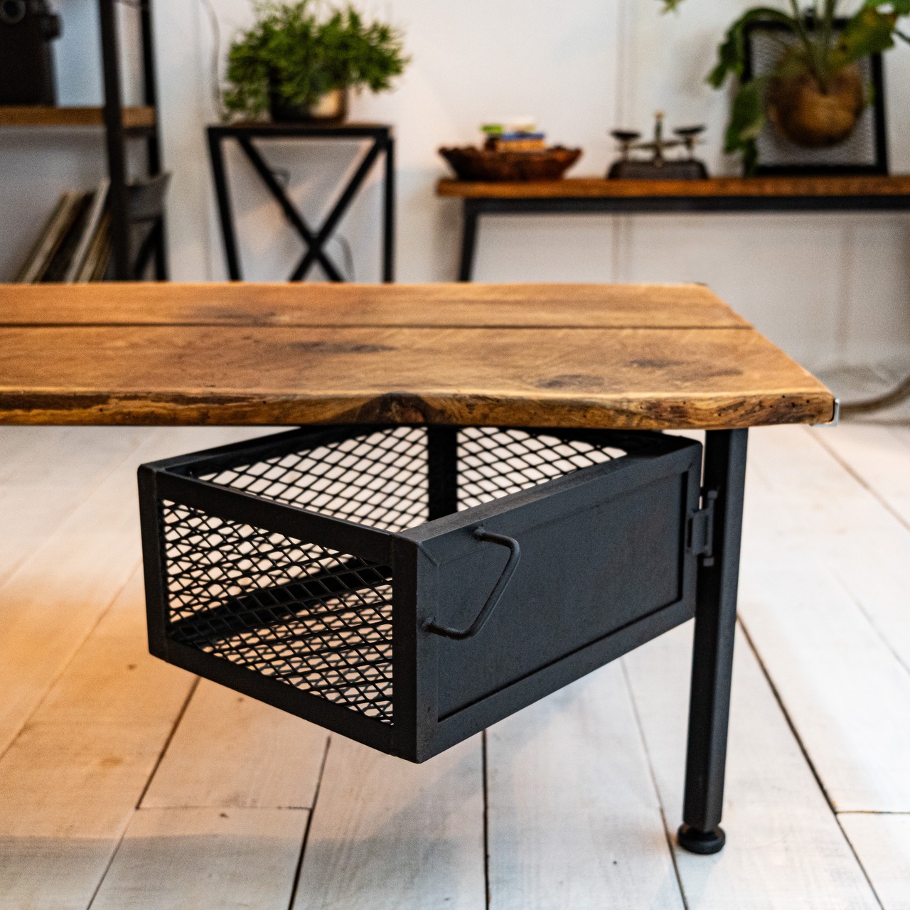 Old oak & Iron low table RANGE