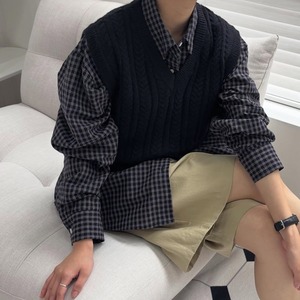 ウールベストニット