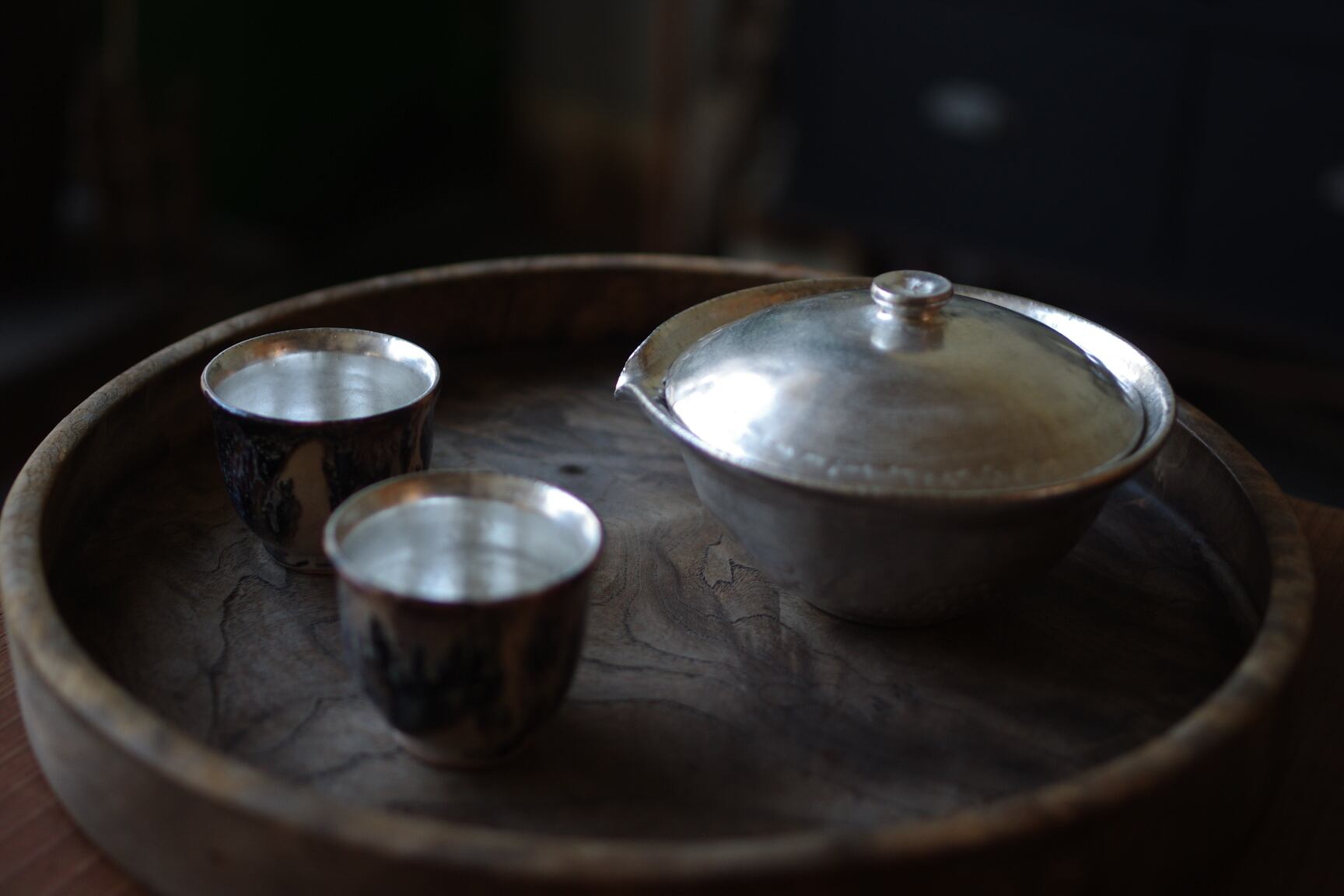 宝瓶（広） 銀彩③ 谷井直人 | 茶屋すずわ