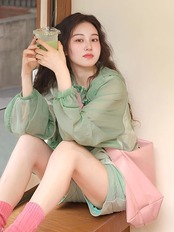 セットアップメッシュグリーン・トップス＆ショートパンツ