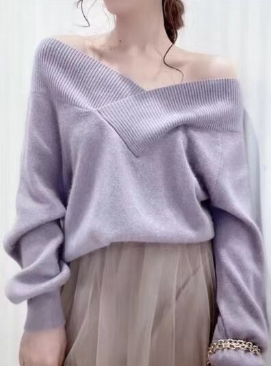 オフショルダー　Vネックニット　AJ4Z4039-520