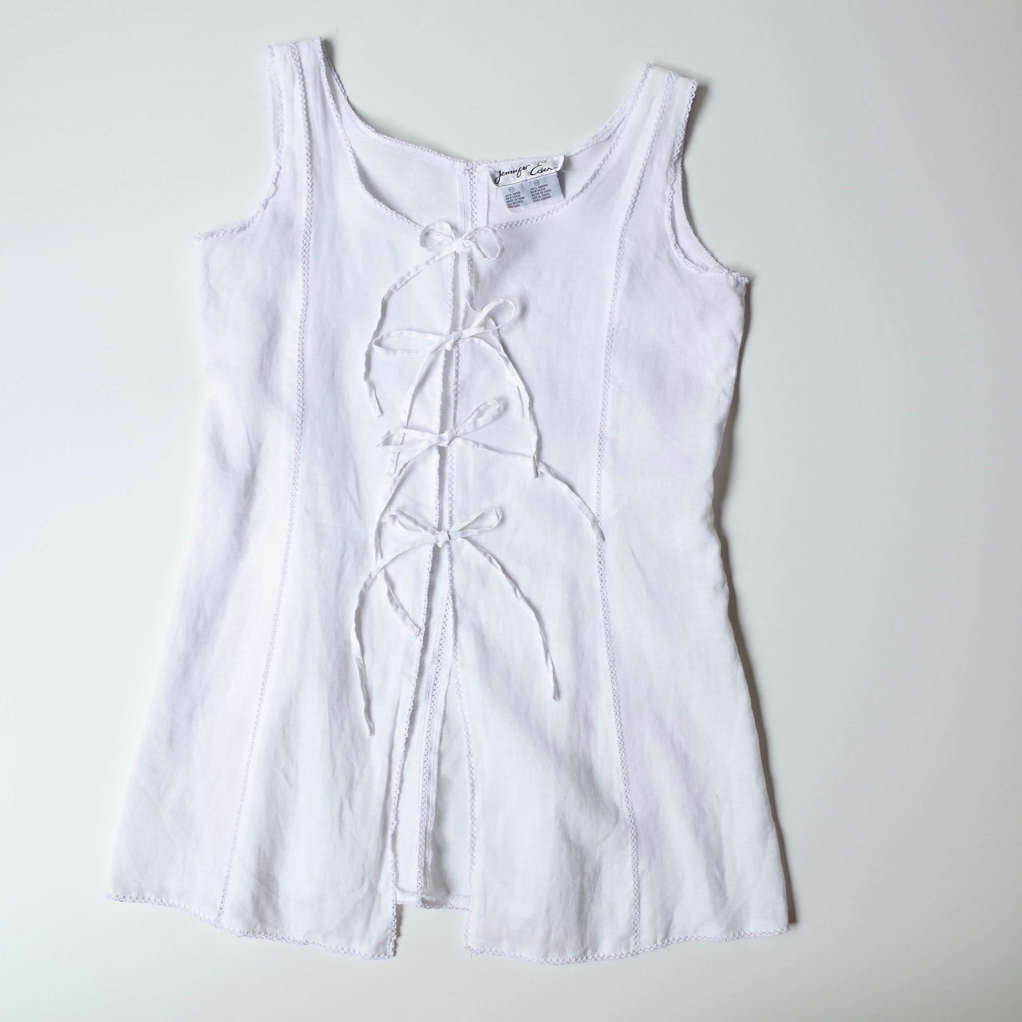 Sleeveless ramie blouse